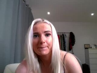 chelseablondeuk's Picture