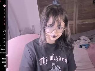 honeyapplealaska's Picture