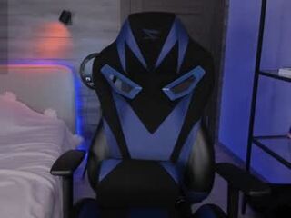 honeymoon1100's Picture