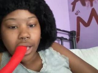 kinkykittee's Picture