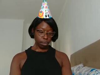 madamindigo's Picture