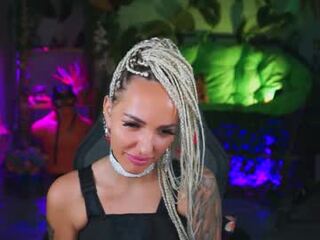 monicamaxwel's Picture