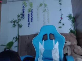 nicolletaylorq's Picture