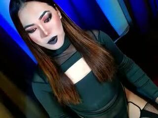 olivia_the_temptress27's Picture