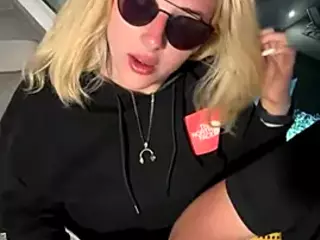 Strongqueen's Picture