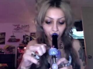 theeking_venus's Picture